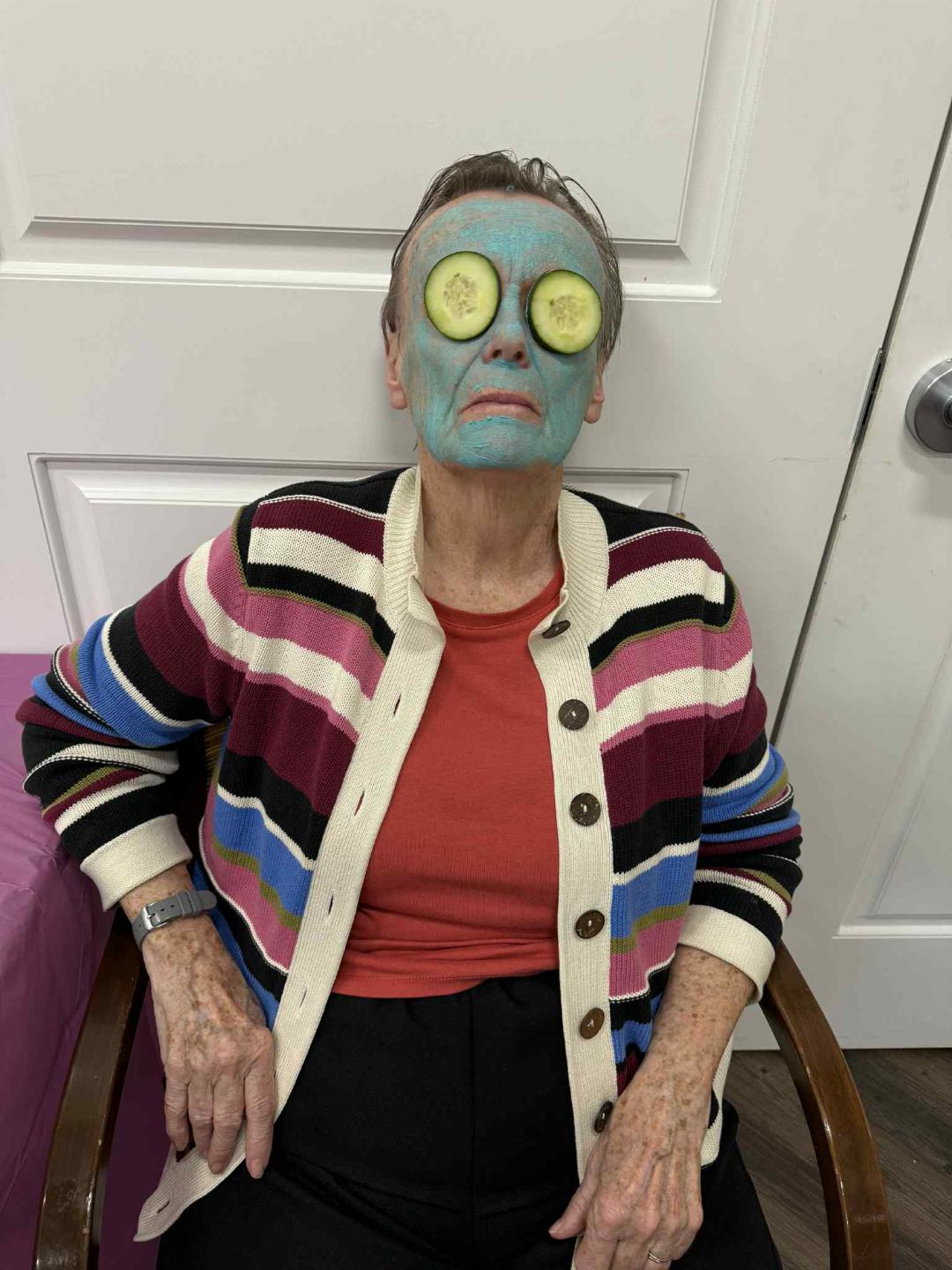 How Assisted Living Supports Family Caregivers and Reduces Burnout