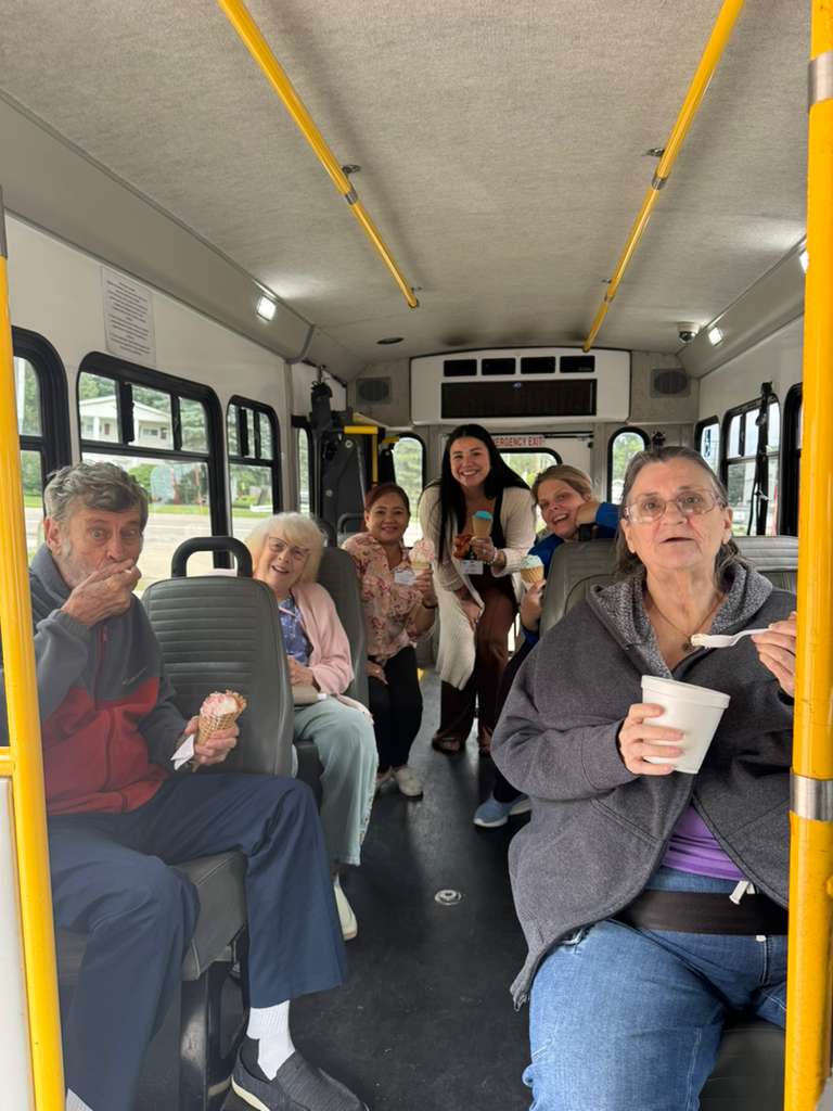 Discover the Top Advantages of Assisted Living for Seniors 11